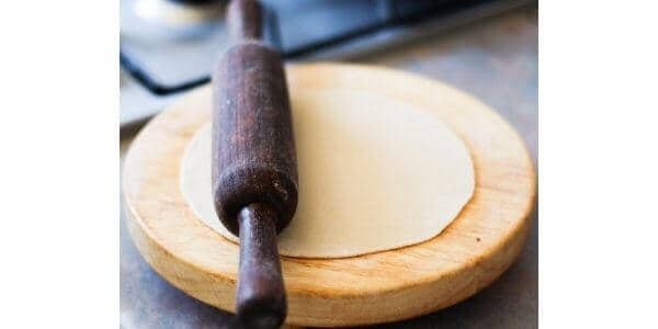 Essential Indian Cooking Utensils - Chakla Belan