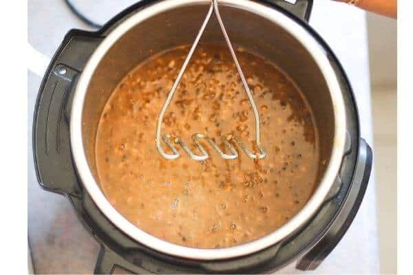Dal Makhani mashed